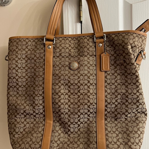 Coach Signature Voyager Sling Crossbody Shoulder Bag - Picture 3 of 5